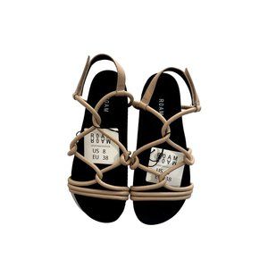 NWT ROAM Linky Sandals in Sand Vegan Leather